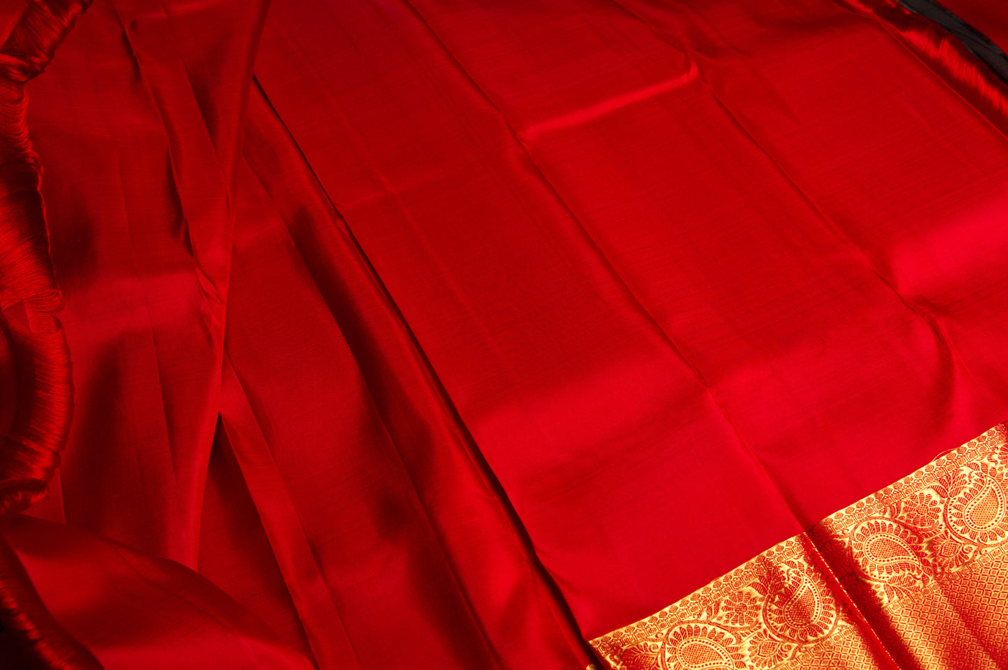 Deer Weave Hot Red Kanjivaram Pure Silk Saree